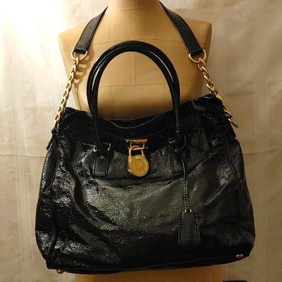 Michael Kors Handbags - Michael Kors Purse